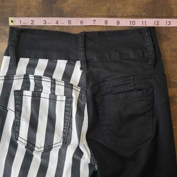 Frankie Stein Monster High Screen Worn Skinny Black & White Striped Skull Jeans - Picture 7 of 10